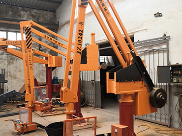 Những lợi ích của việc sử dụng một cánh tay robot hỗ trợ năng lượng là gì?